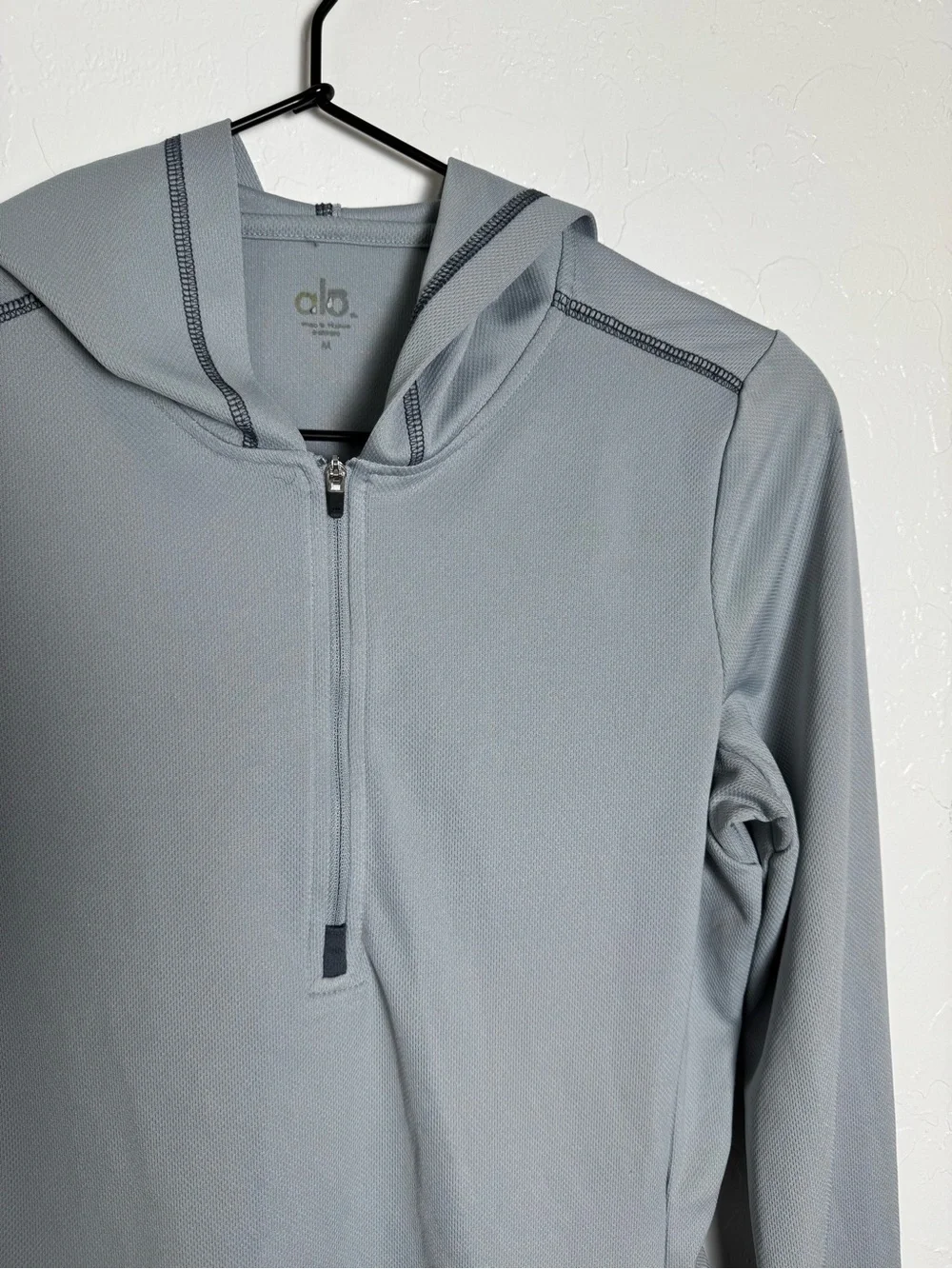 Alo Gray Cool Fit Quarter Zip Hooded Performance Pullover
